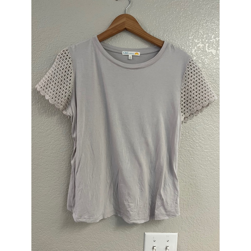 C&C California Lavender Grey Crochet Sleeve Mixed Media Top 89A02917T Medium